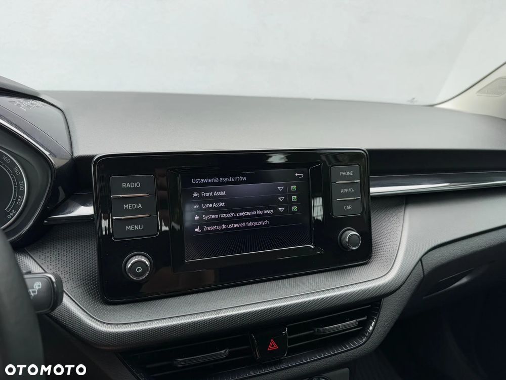 Skoda Fabia 1.0 Ambition - 15