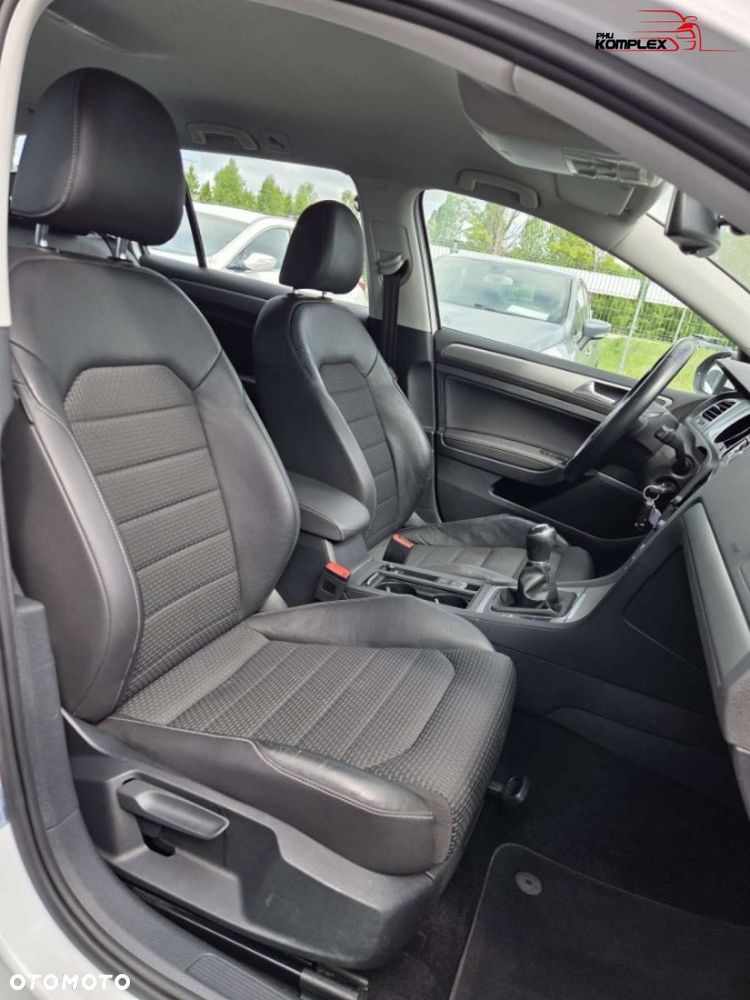 Volkswagen Golf - 13