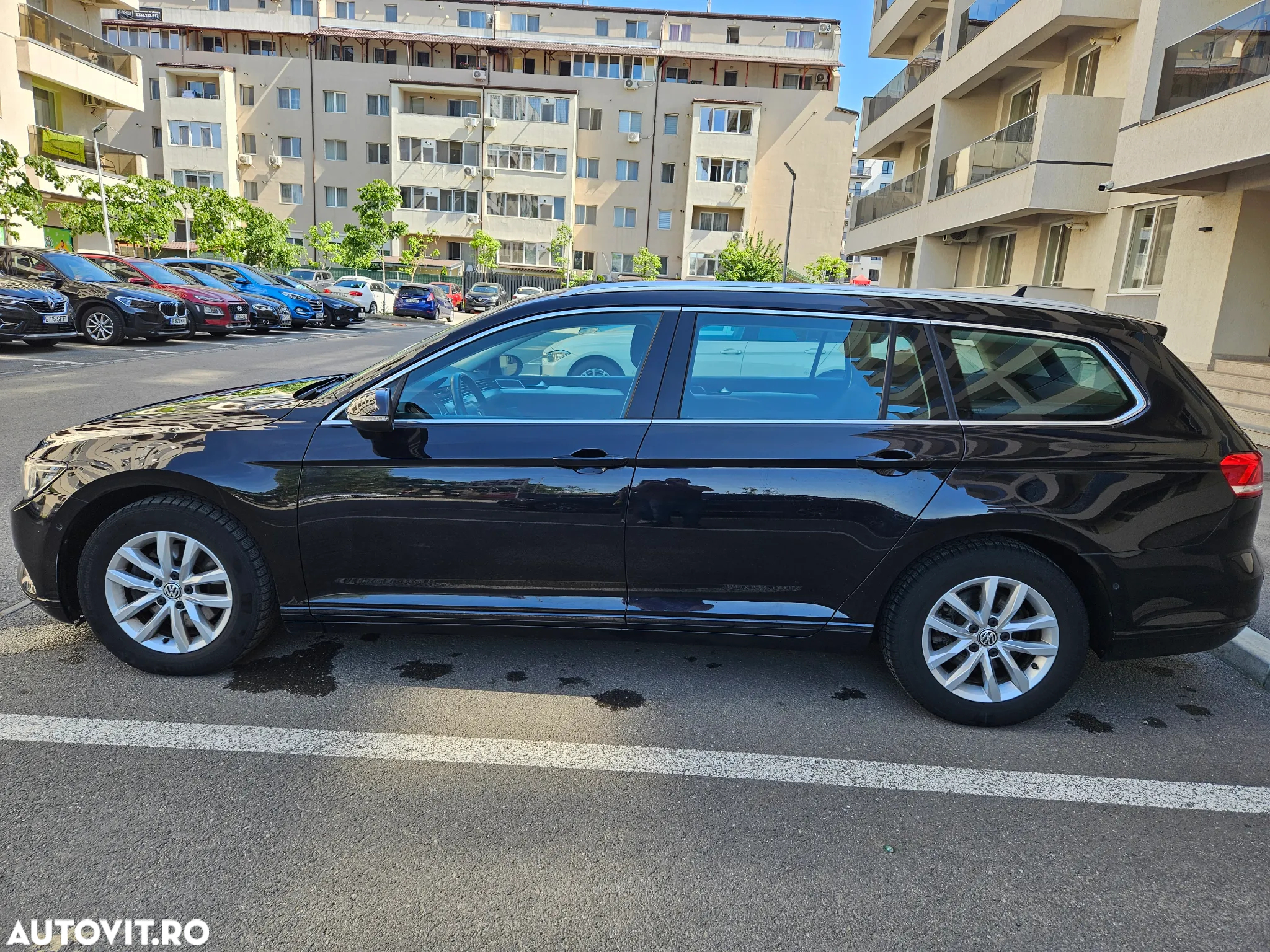 Volkswagen Passat Variant 1.6 TDI (BlueMotion Technology) DSG Comfortline - 3