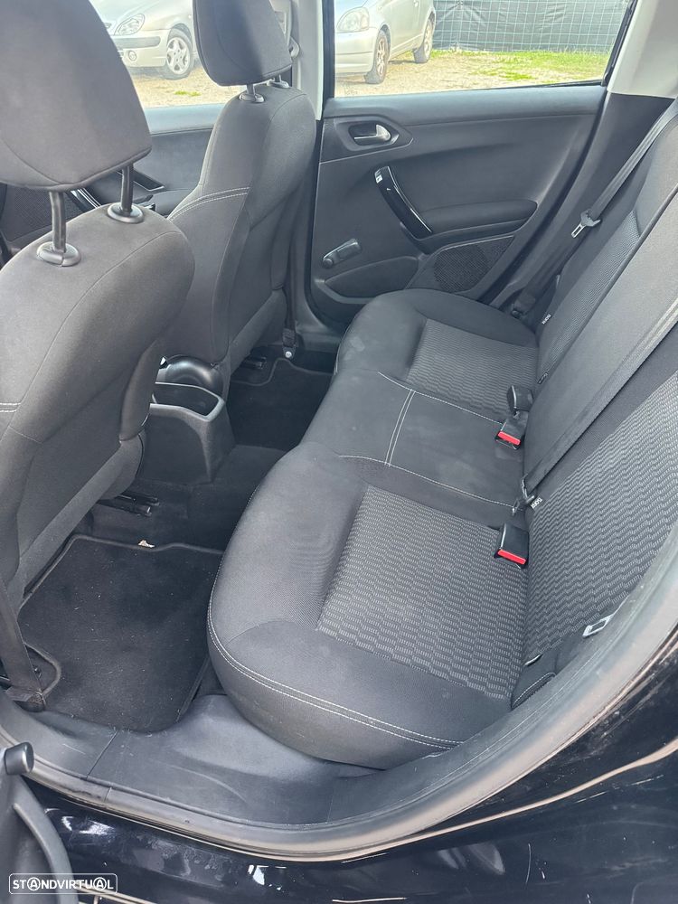 Peugeot 208 1.2 VTi Active - 7