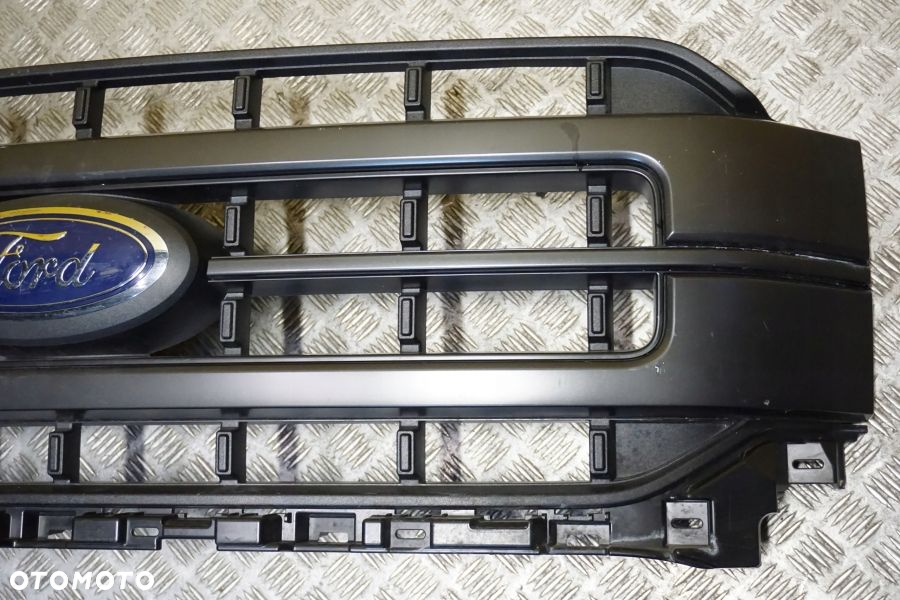FORD F150 LARIAT SPORT 2021 - 2023 Atrapa Przód Grill Emblemat USA - 4