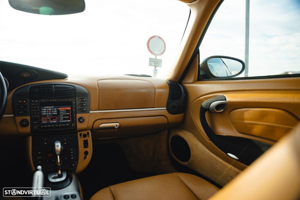 Porsche 911 (996) - 19
