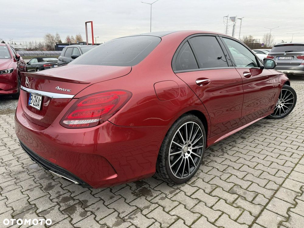 Mercedes-Benz Klasa C 300 7G-TRONIC AMG Line - 16