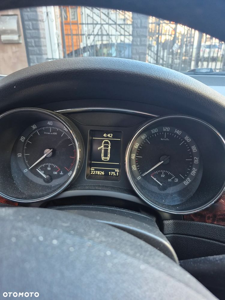 Skoda Superb 3.6 FSI 4x4 Platinum DSG - 9