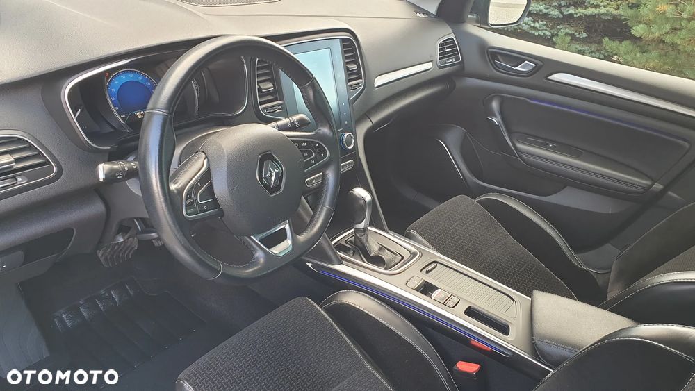 Renault Megane ENERGY TCe 130 EDC BOSE EDITION - 20