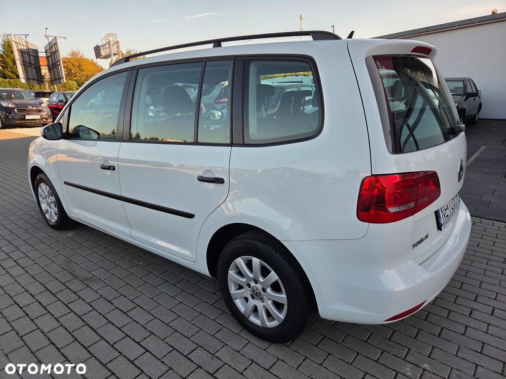 Volkswagen Touran 1.6 TDI DPF BlueMotion Technology Comfortline - 6