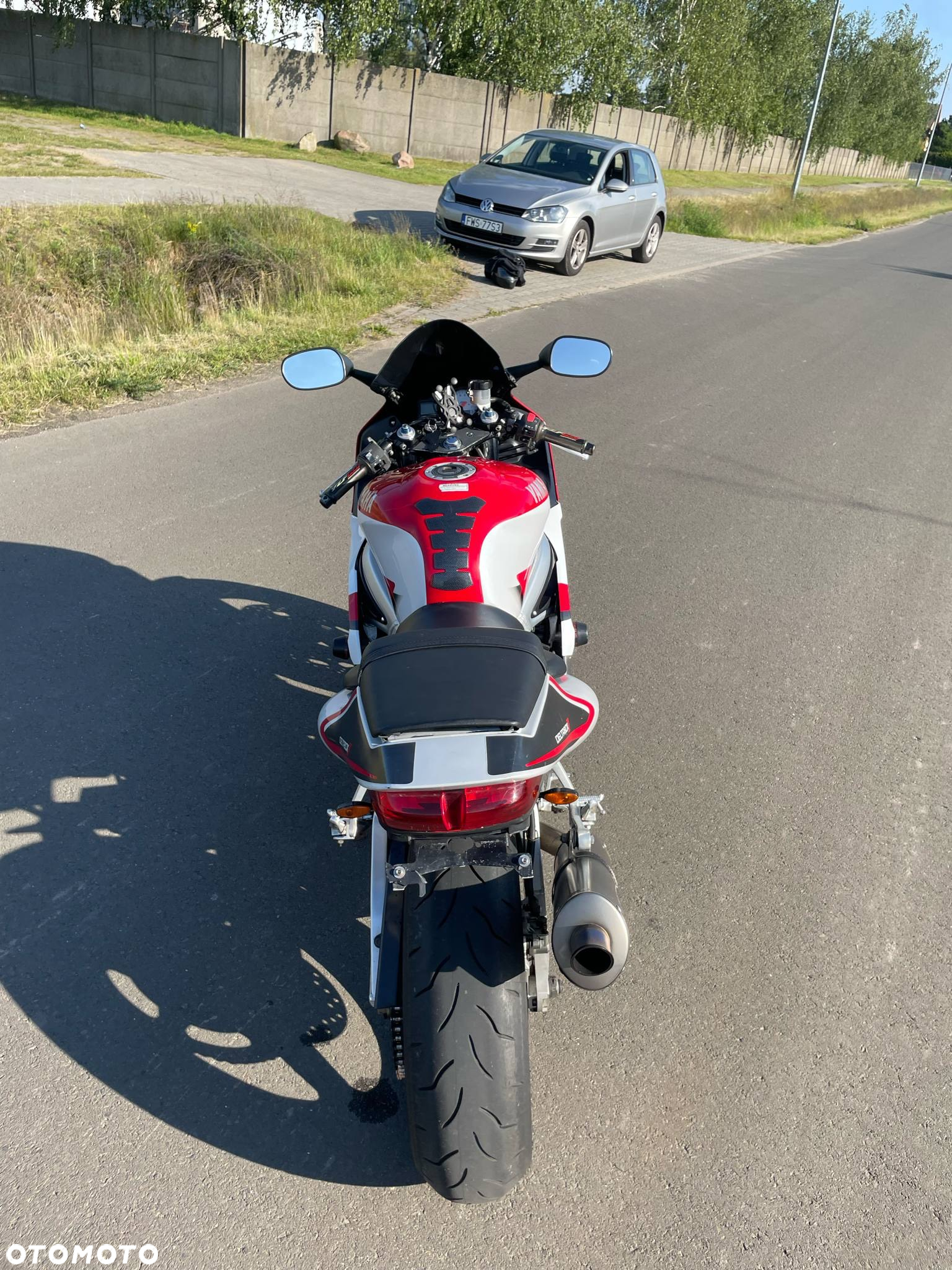 Yamaha R6 - 24