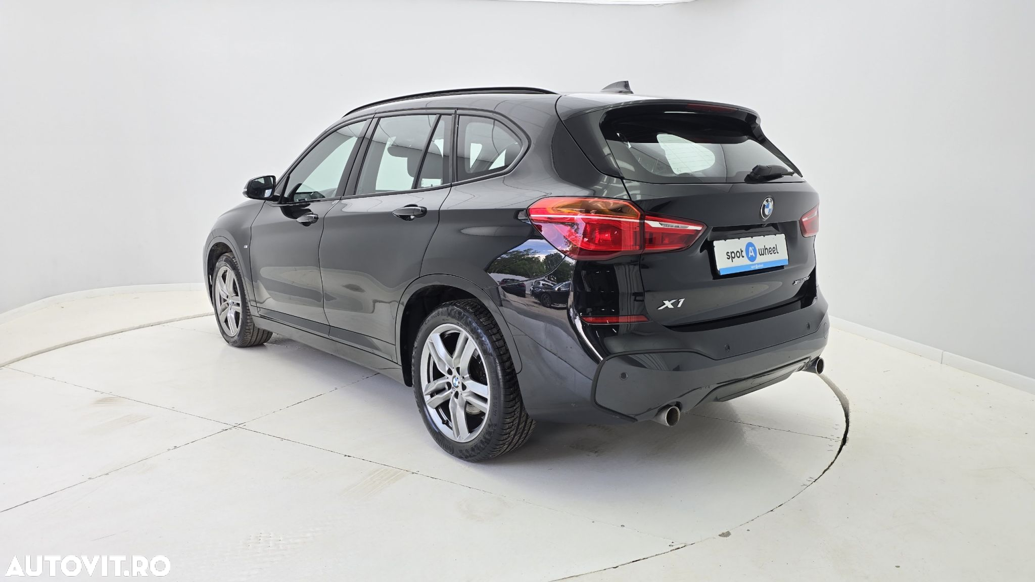BMW X1 - 8