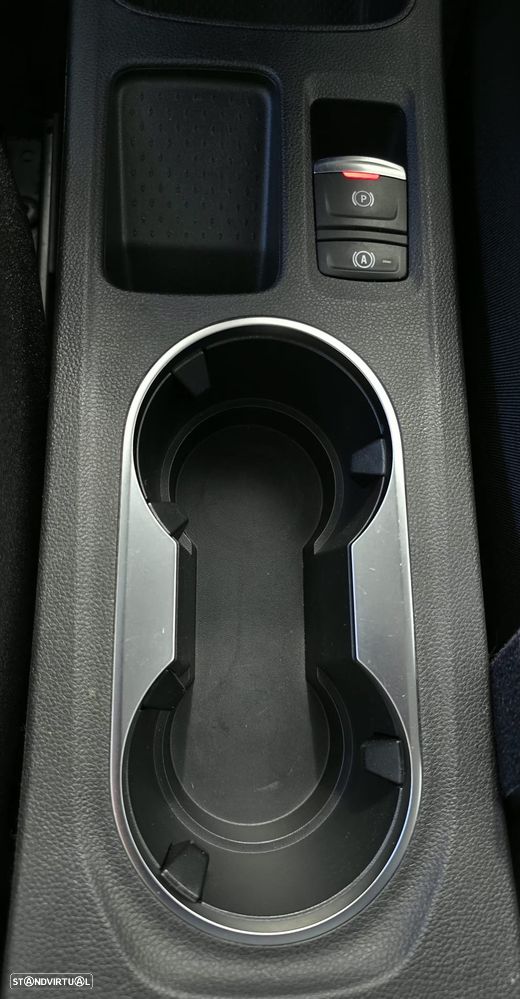 Renault Captur 1.6 E-Tech Plug-In Intens - 23