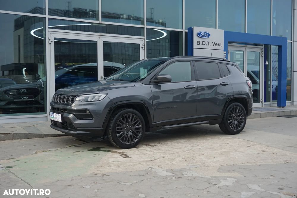 Jeep Compass - 1