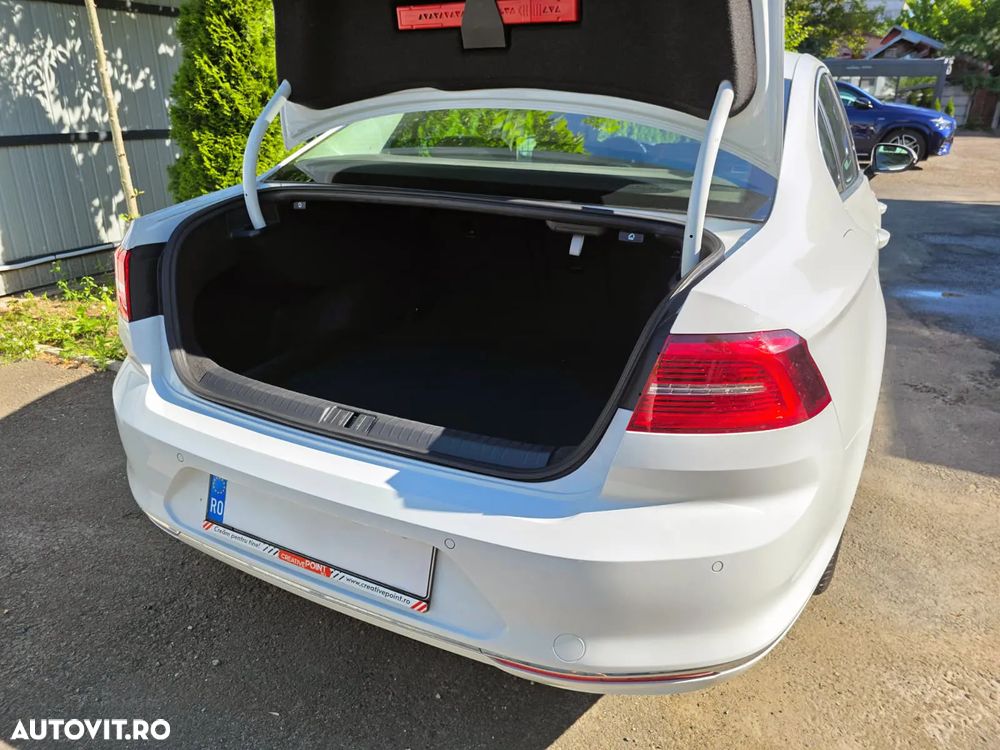 Volkswagen Passat 2.0 TDI DSG Highline - 6
