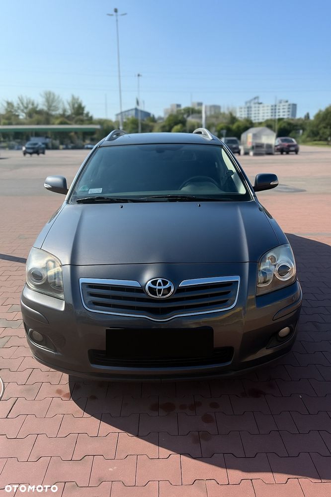 Toyota Avensis 2.0 D-4D Luna - 5