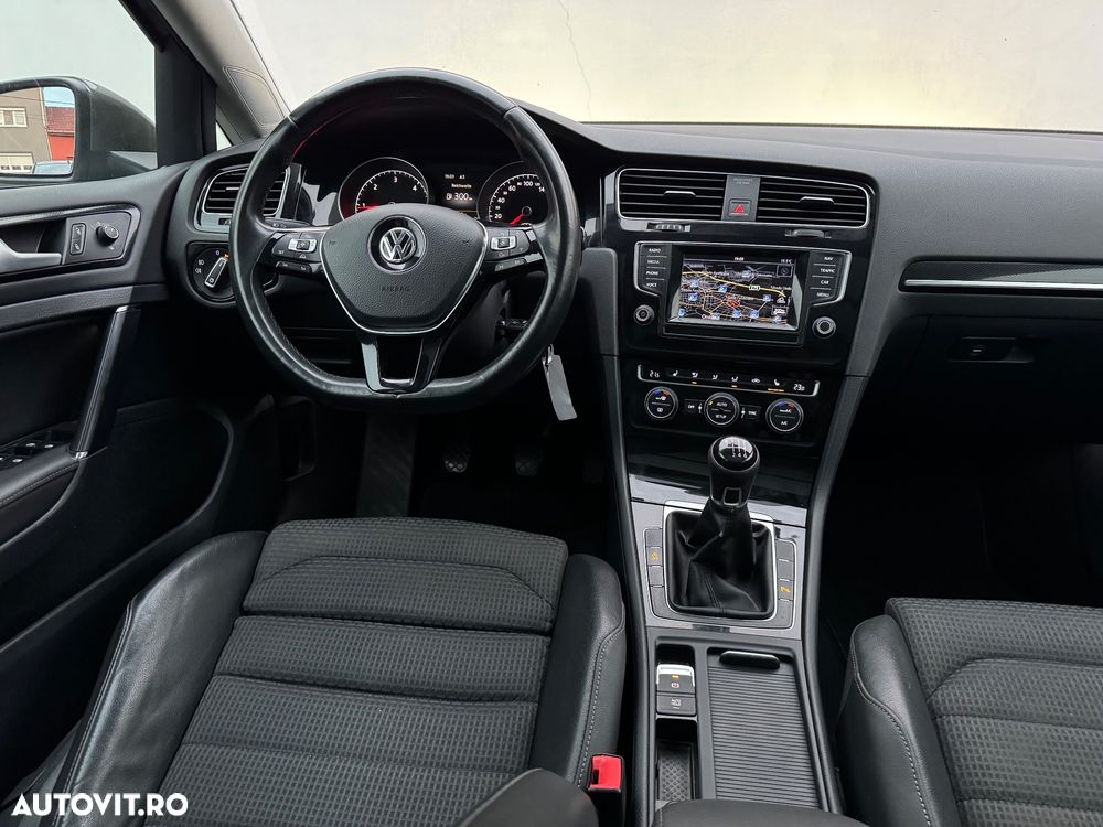 Volkswagen Golf 2.0 TDI (BlueMotion Technology) Highline - 6