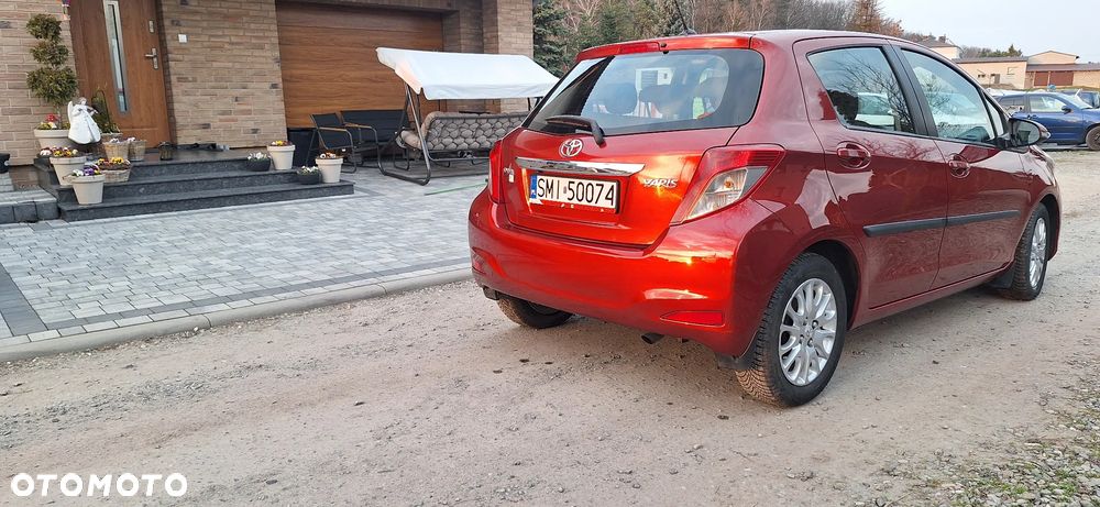 Toyota Yaris - 8