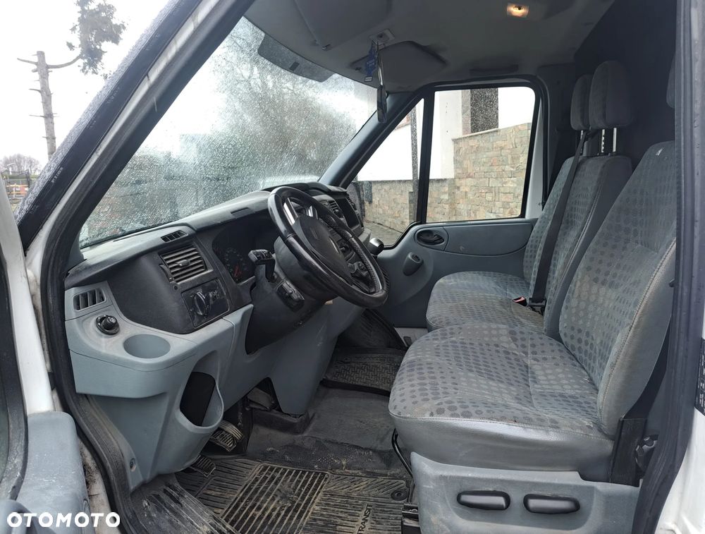 Ford Transit - 14