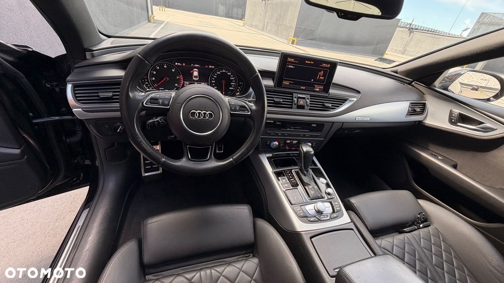 Audi S8 Plus - 17
