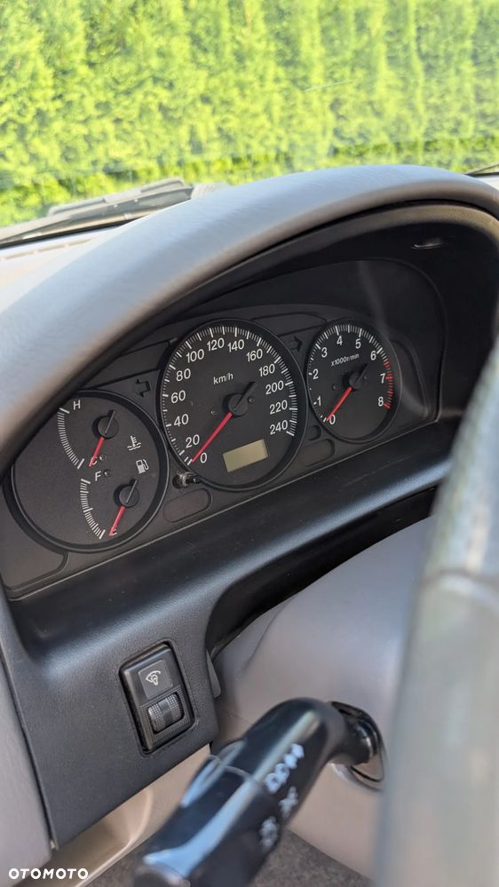 Mazda 626 2.0 - 9