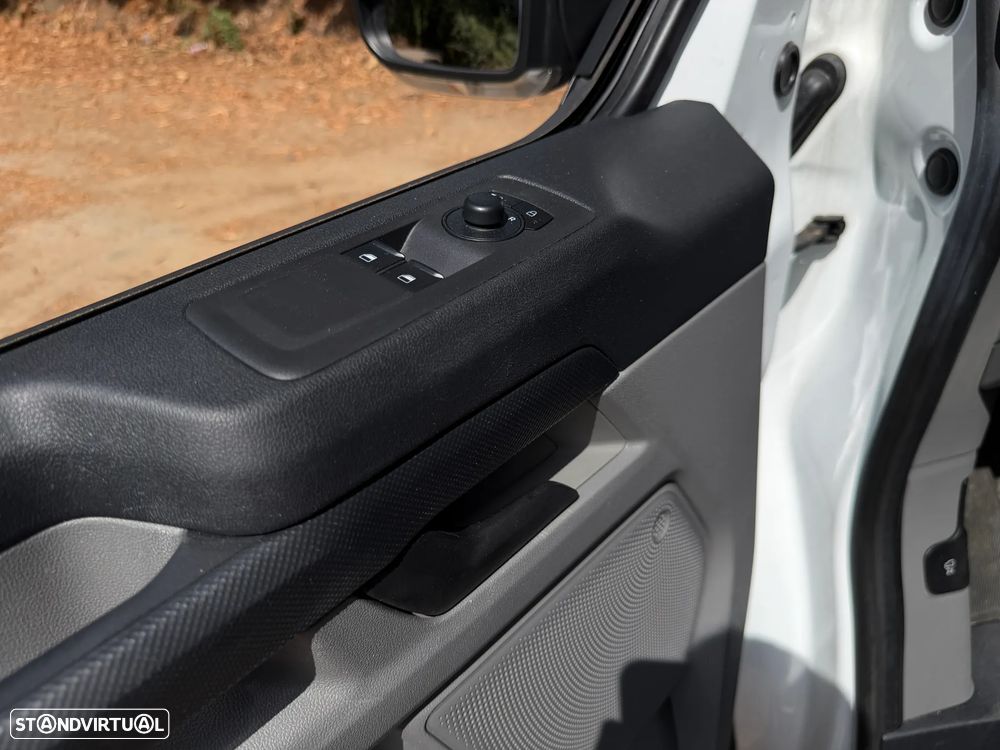 Ford Transit Custom 2.0 IVA Dedutível Camera Carplay - 31