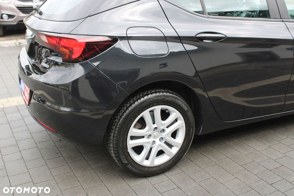 Opel Astra - 16