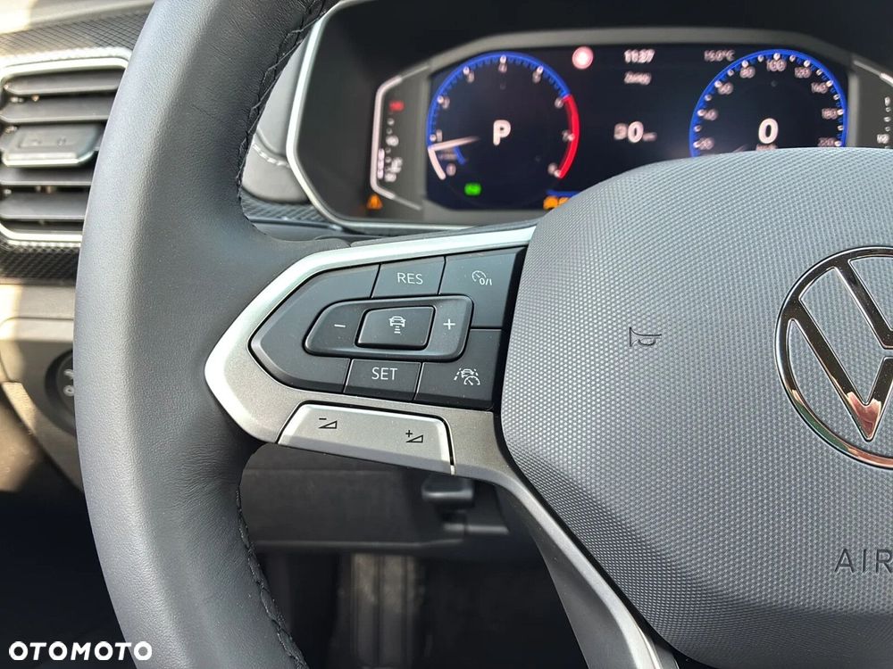 Volkswagen T-Cross - 14