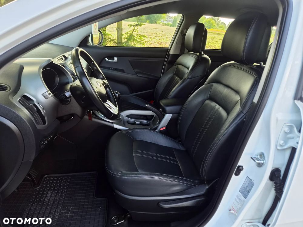 Kia Sportage 1.7 CRDI 2WD Dream-Team Edition - 10