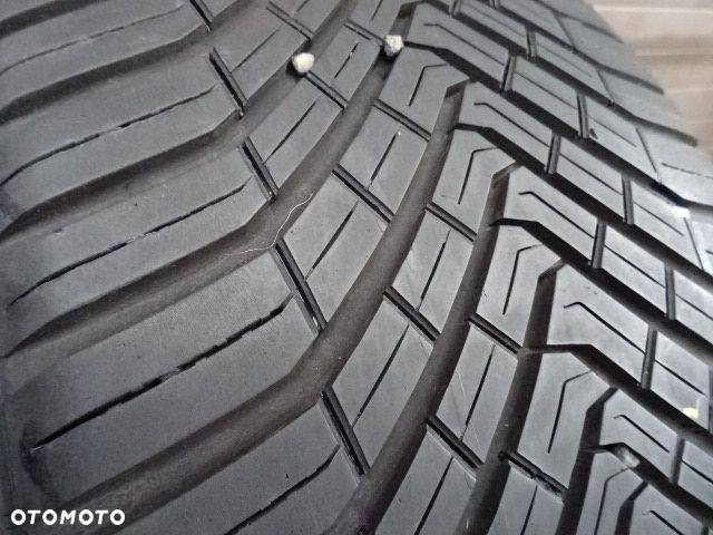 255/45/R20 105W Continental All Season Contact - 4