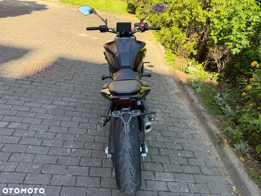 Yamaha MT - 5