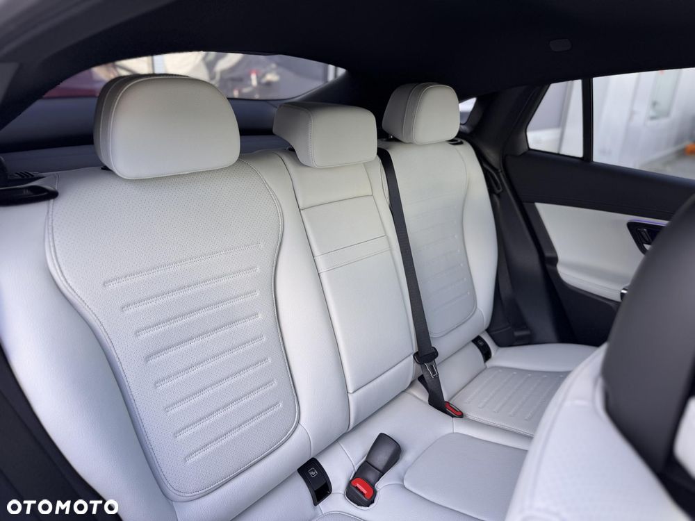 Mercedes-Benz GLC 300 4-Matic - 14
