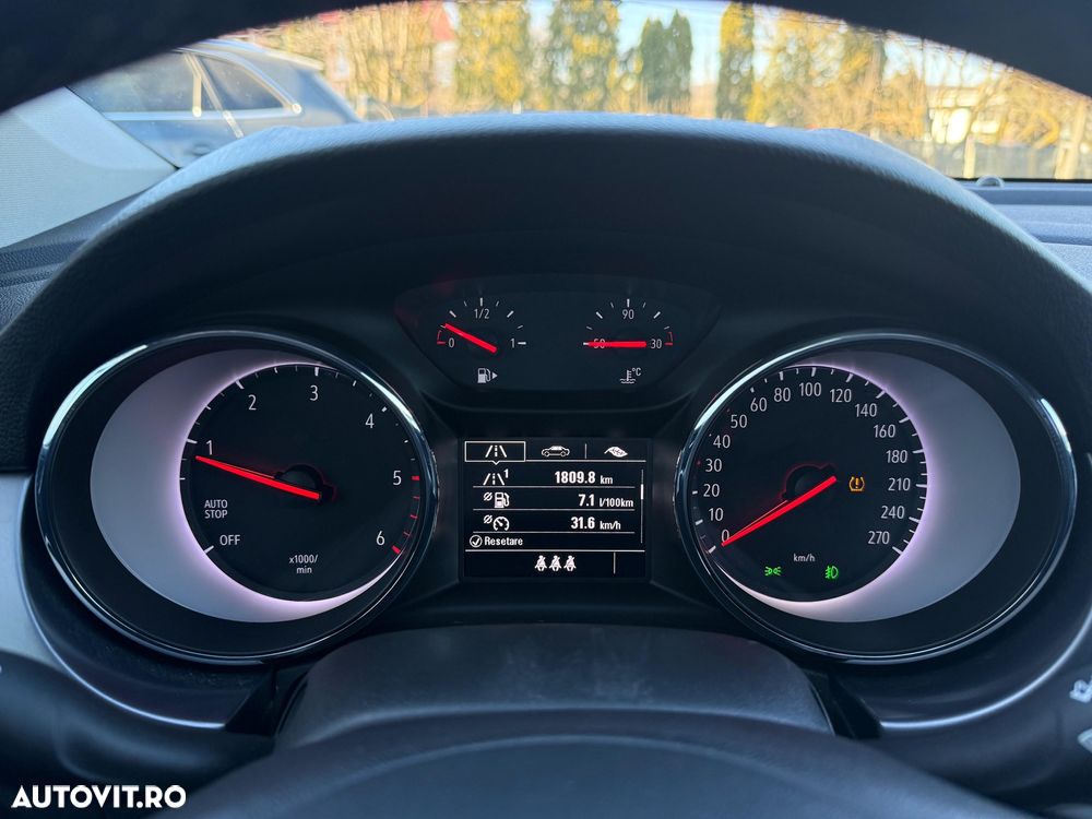 Opel Astra 1.6 CDTI ECOTEC ECOFlex Start/Stop Dynamic - 11