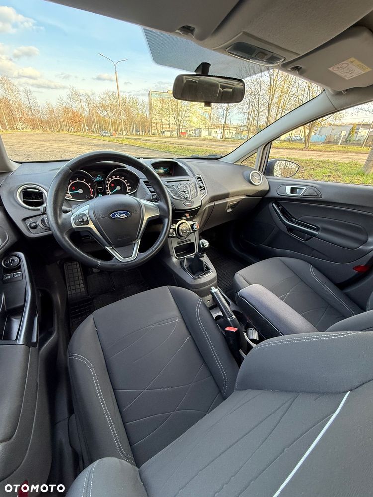 Ford Fiesta 1.0 Silver X Plus - 25