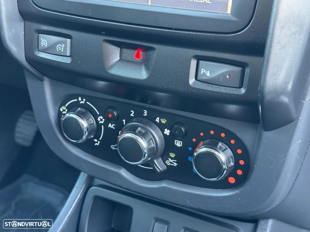 Dacia Duster dCi 110 FAP 4x2 Prestige - 22