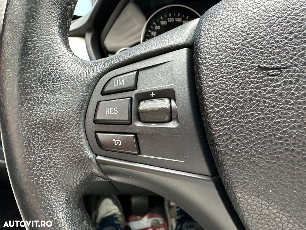 BMW Seria 3 - 16