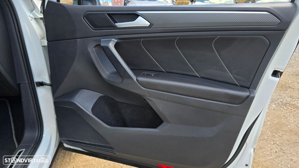VW Tiguan 1.4 TSI eHybrid R-Line DSG - 48
