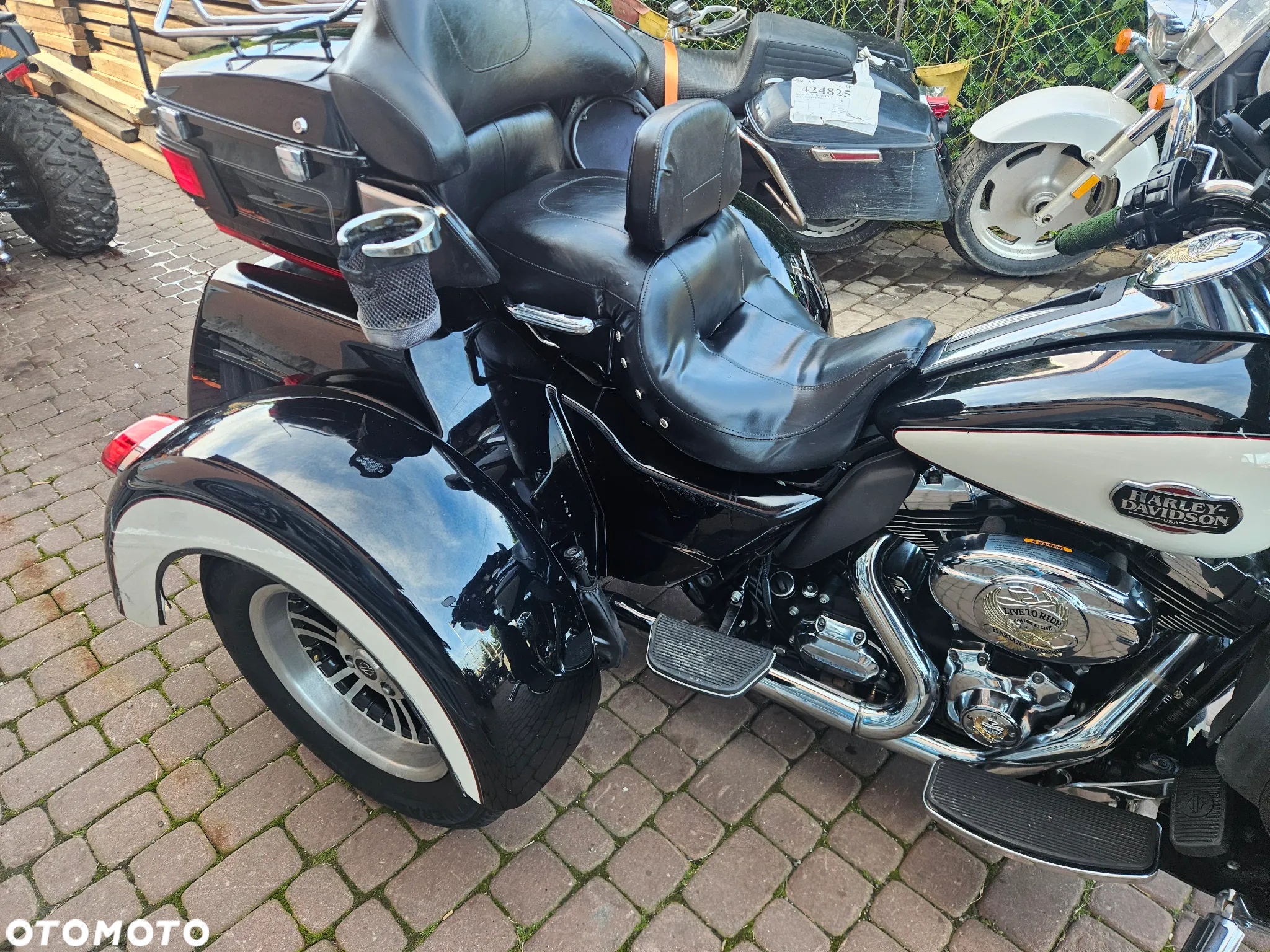 Harley-Davidson FLH Electra Glide - 5