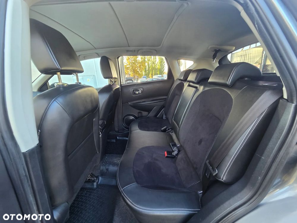 Nissan Qashqai 1.6 dCi 4 x 4 DPF Start/Stop tekna - 30