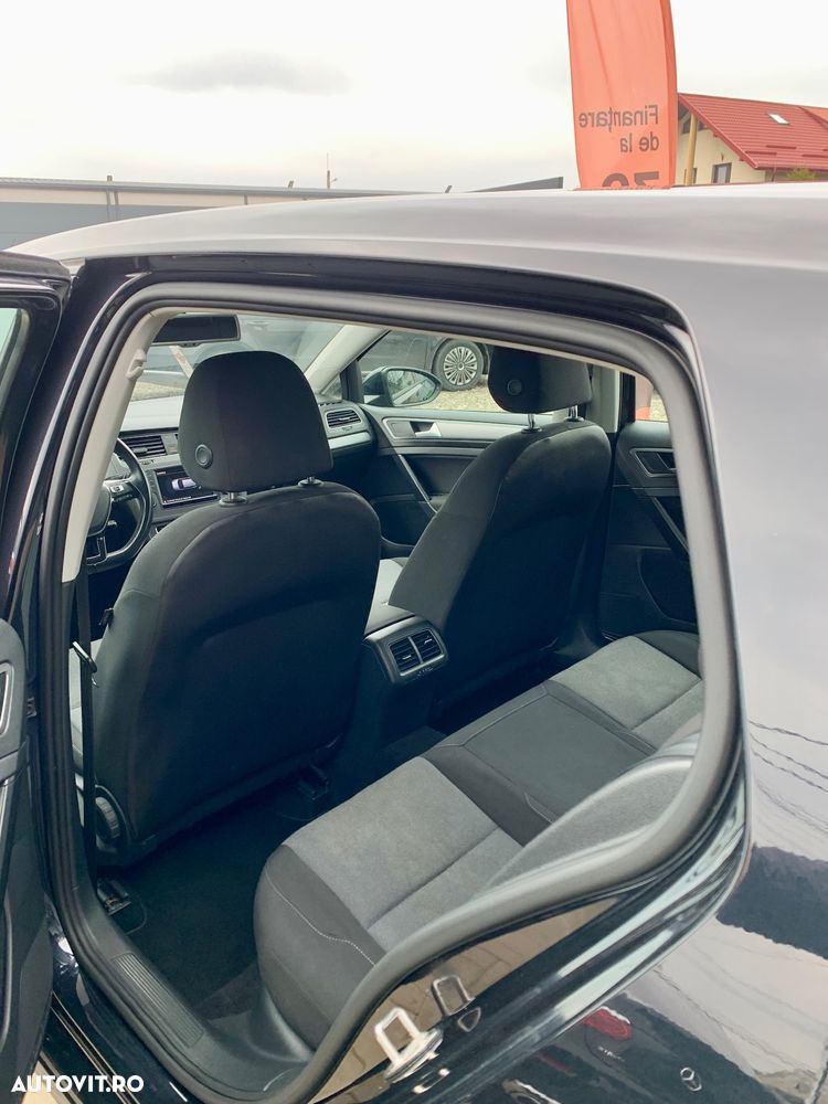 Volkswagen Golf 1.6 TDI BlueMotion Technology Trendline - 6