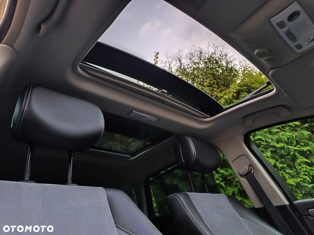 Renault Laguna dCi 150 FAP GT - 21