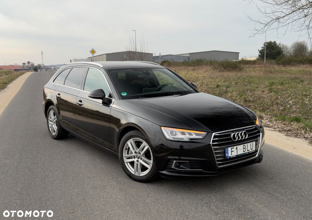 Audi A4 Avant 2.0 TDI ultra S tronic sport - 2