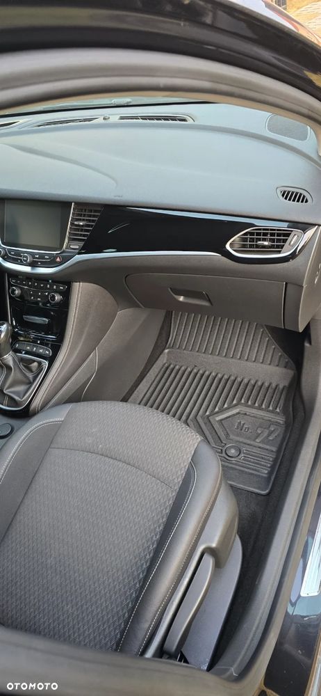 Opel Astra 1.6 Turbo Start/Stop Dynamic - 22