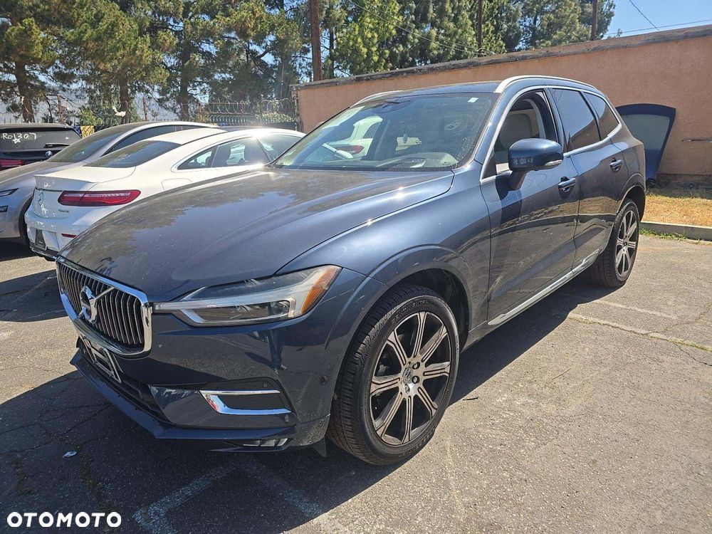 Volvo XC 60 - 1