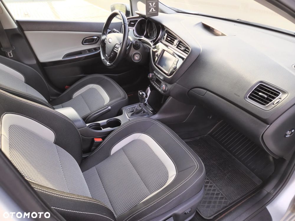 Kia Ceed Cee'd 1.6 CRDi L Business Line DCT - 22