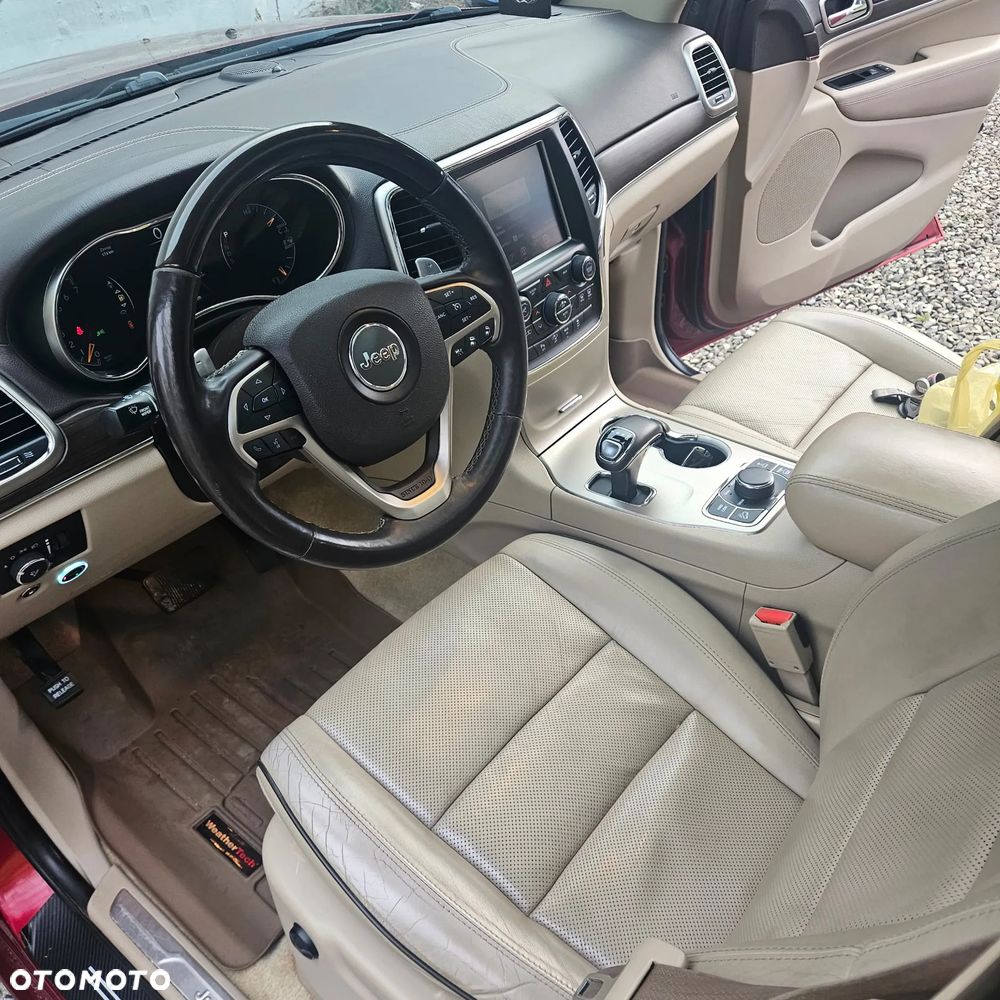 Jeep Grand Cherokee - 15