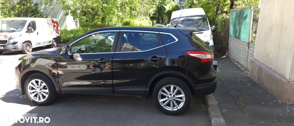 Nissan Qashqai - 1