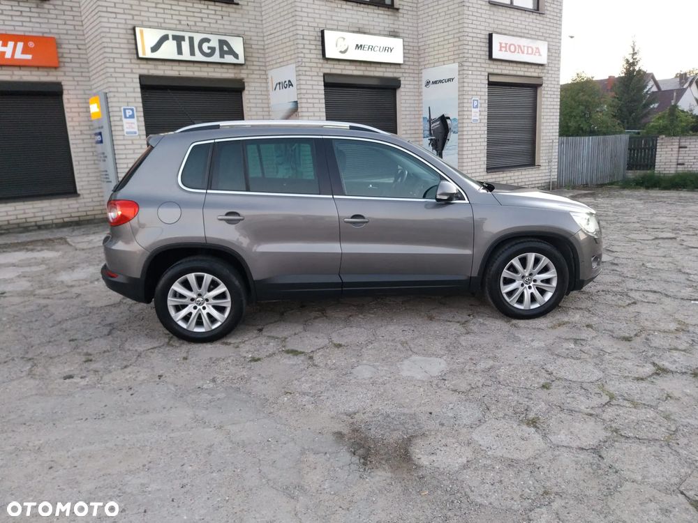 Volkswagen Tiguan 2.0 TDI DPF 4Motion Track & Avenue - 3