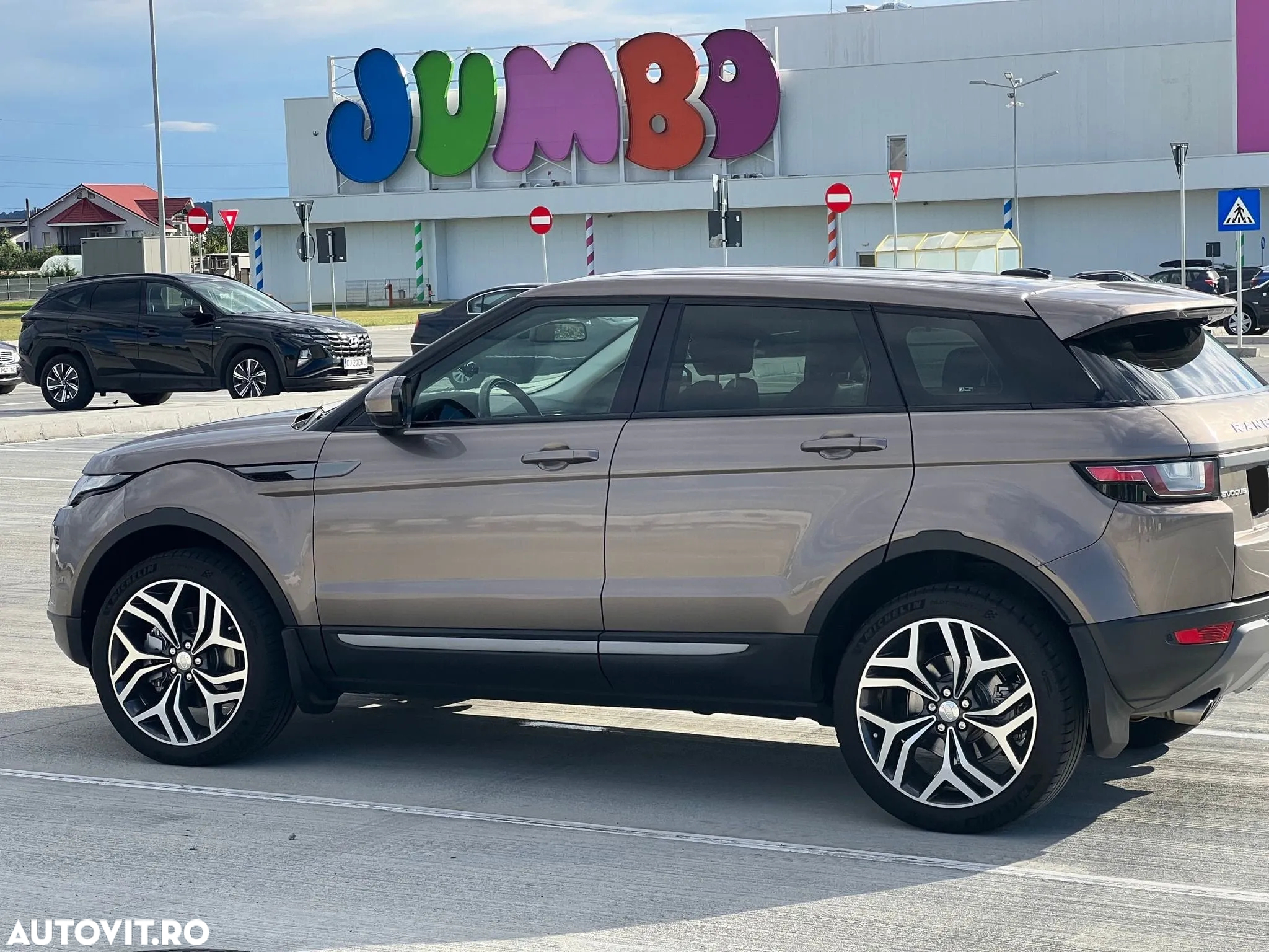 Land Rover Range Rover Evoque - 2