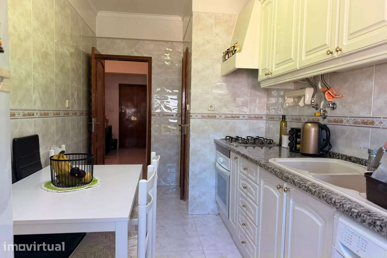 Apartamento T2 em Vialonga com Vista para o Rio - Grande imagem: 2/23