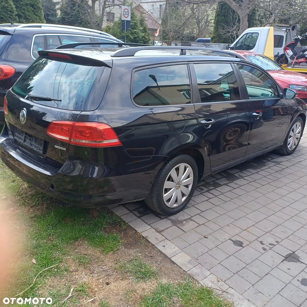 Volkswagen Passat 1.6 TDI BlueMotion - 4