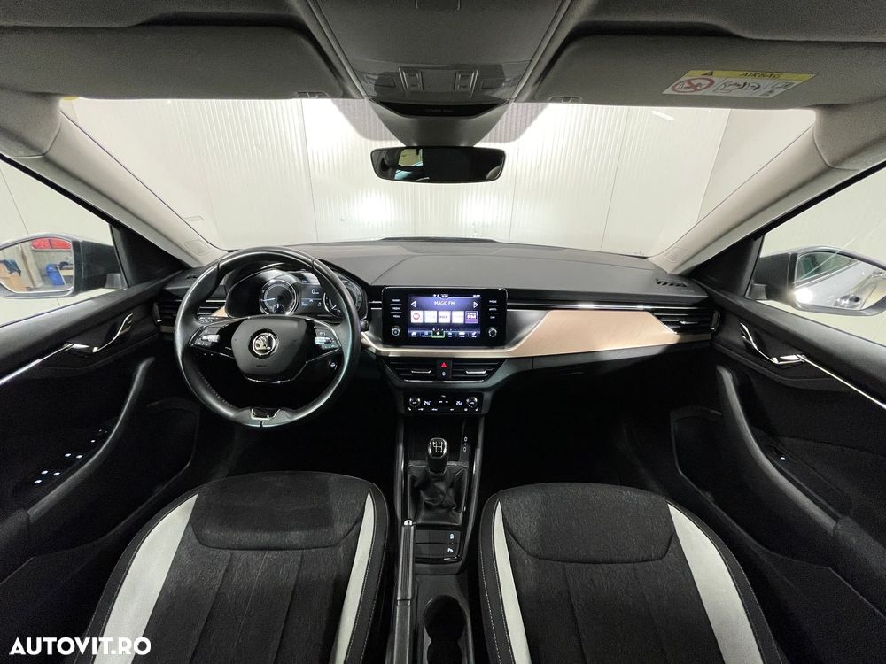 Skoda Kamiq 1.0 TSI Style - 7