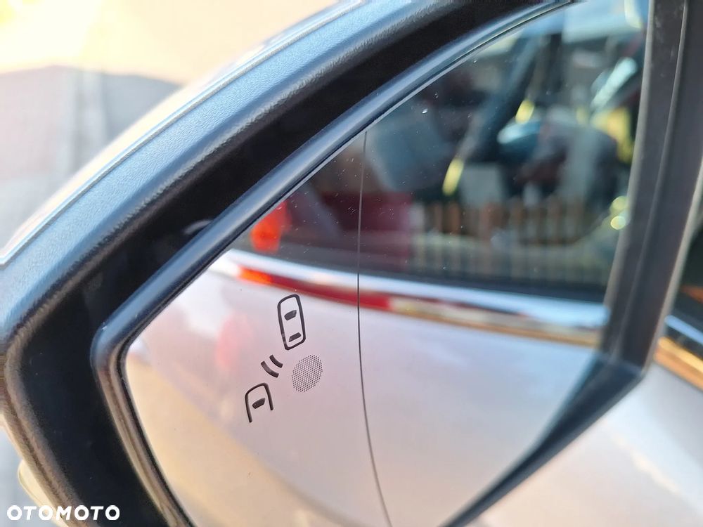 Ford Kuga 2.0 TDCi 4x4 Titanium - 17