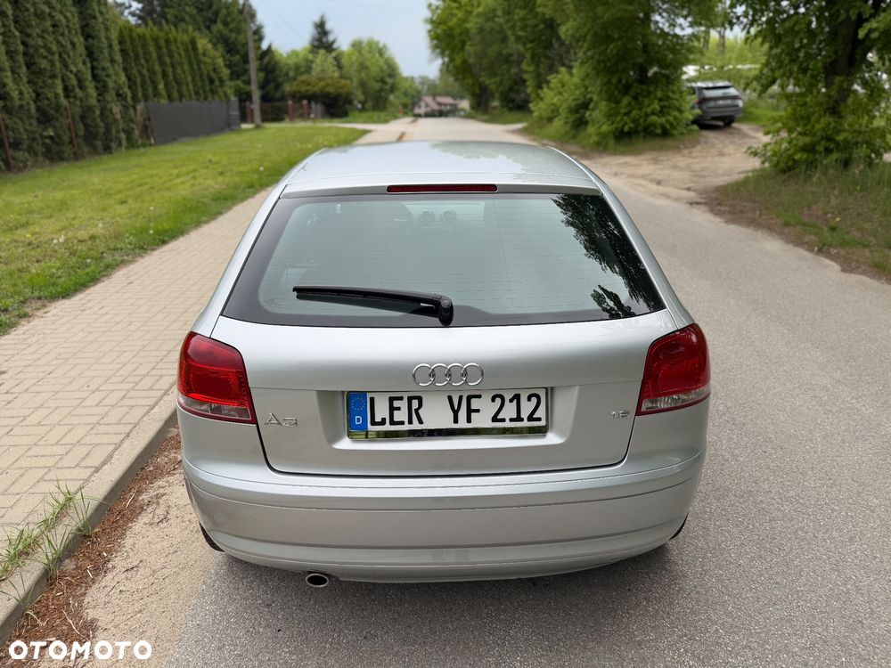 Audi A3 3-drzwiowe 1.6 Ambition - 17